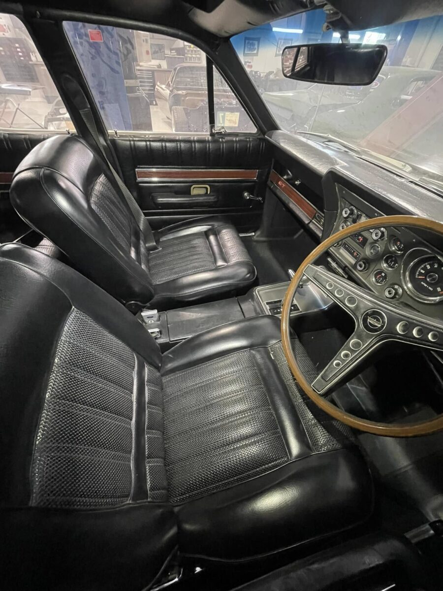 Photo of an XY GT Falcon