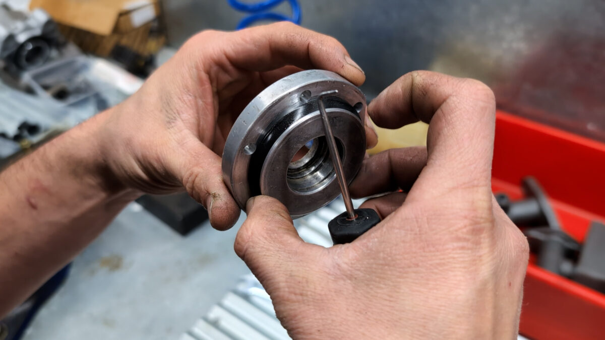 Photo of a back-plate with new lip type seal