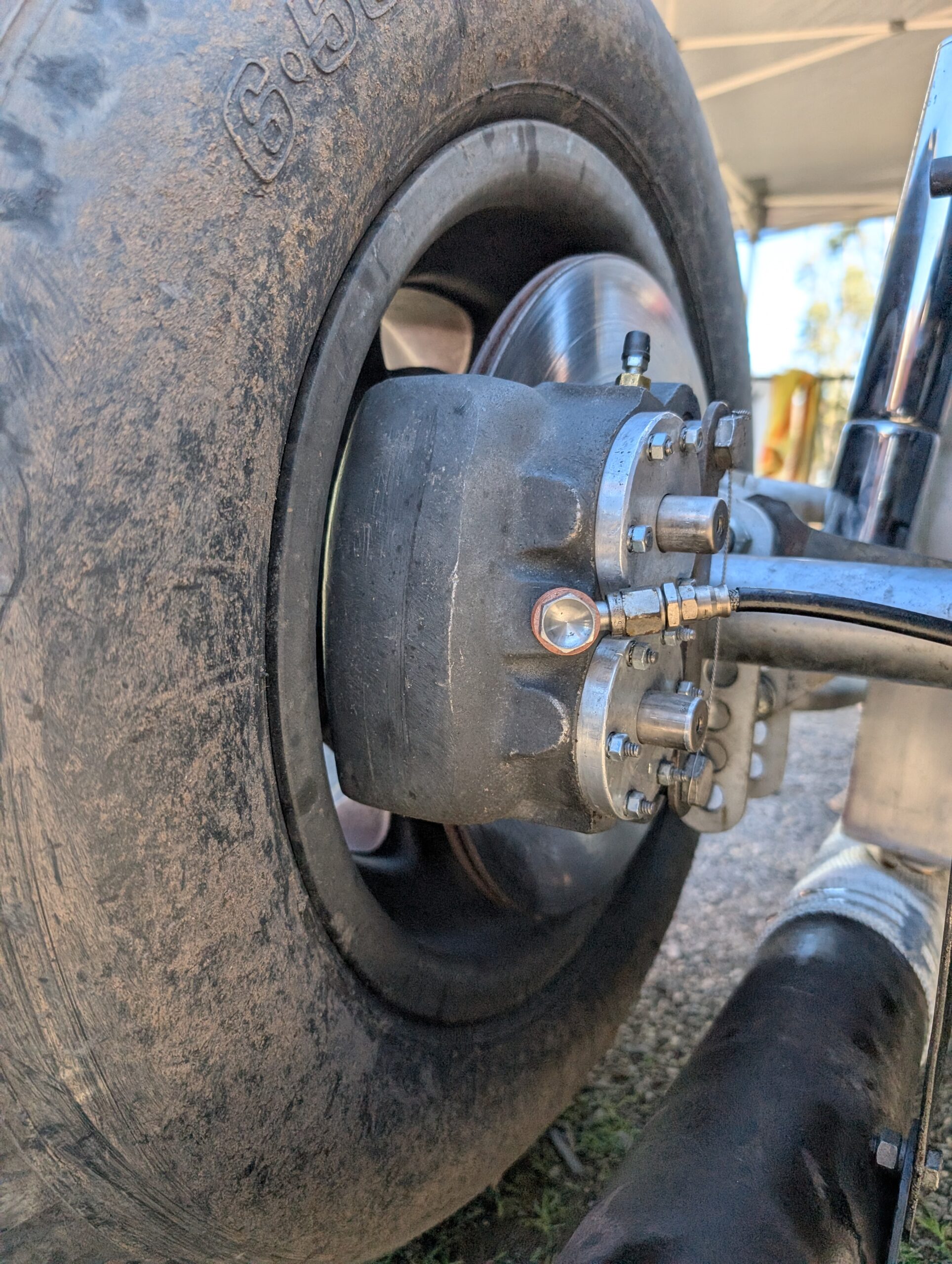 Photo of Halibrand calipers fitted to 50's American sprint car.